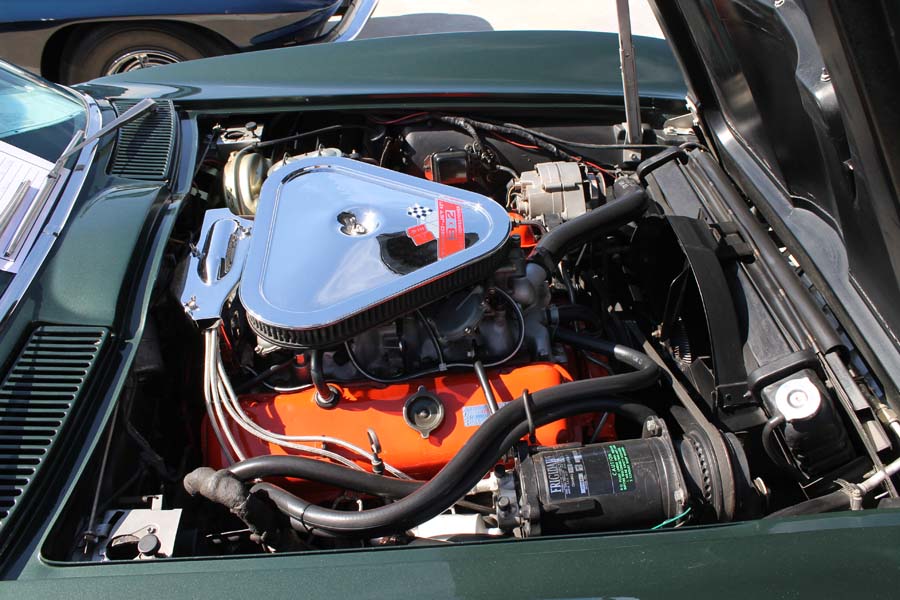 Vette Parking Only: Corvettes Descend on the Petersen!  