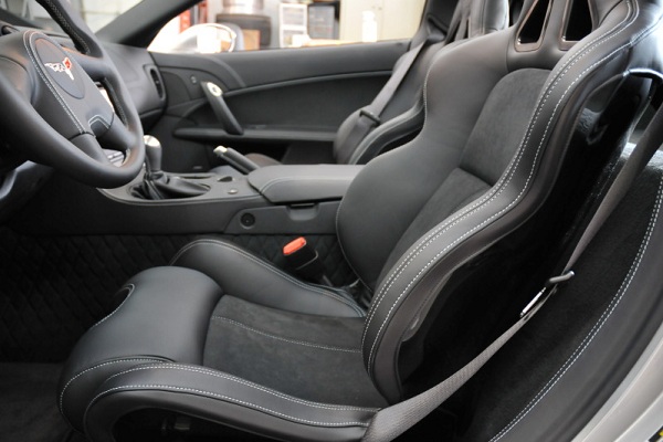 Looking for C6 Custom Interior Pics for Idea's. Got any - Page 3 ...